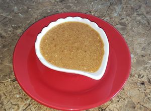 Una foto de Tahini (pasta de sésamo)