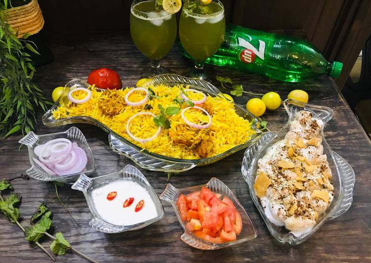 Recipe of Favorite Chicken biryani,Meethe dahi baray and Mint Drink