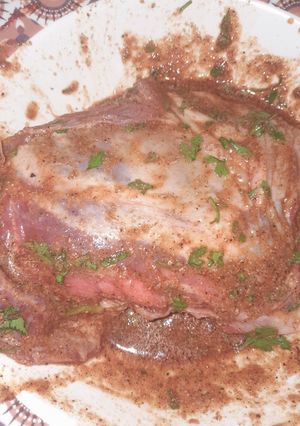 صورة لوصفة إليكي سيدتي سر تتبيلة اللحم 🍖 في الفرن سهله وصحية وفي متناول الجميع