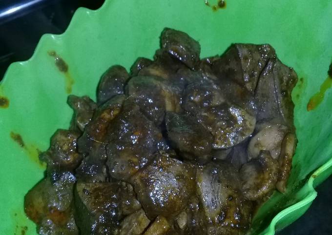 Bagaimana Menyiapkan Ati ampela bumbu rendang Anti Gagal