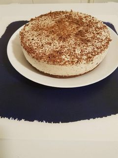 Una foto de Tarta de galleta y stracciatella