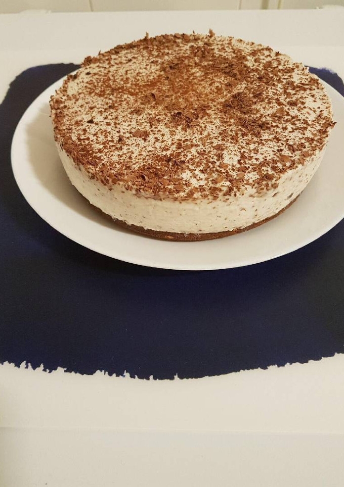 Una foto de Tarta de galleta y stracciatella