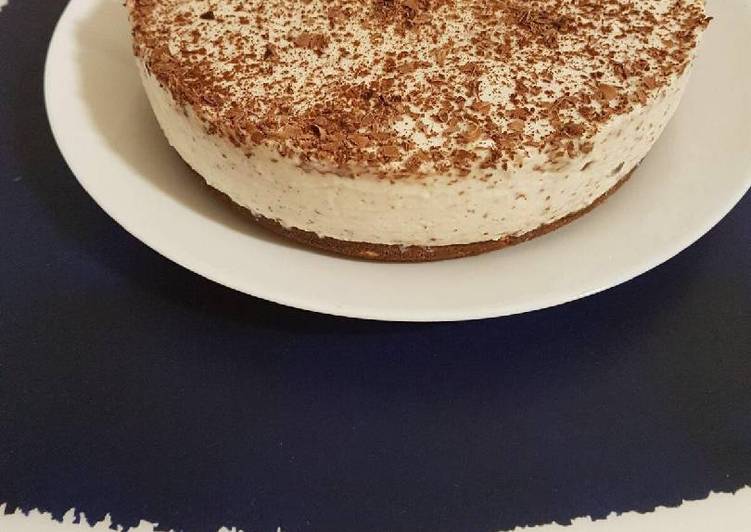 Tarta de galleta y stracciatella