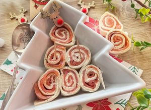 Une photo de Roulé apéritif saumon fumé Boursin®️ pour Noël