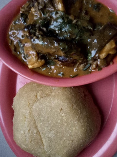 A picture of Ora soup and garri.