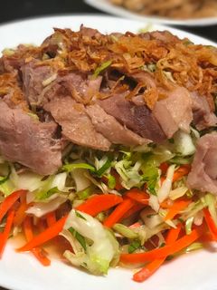 Hình của món Gỏi vịt bắp cải.