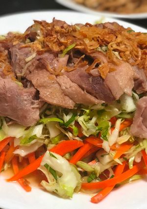 Hình của món Gỏi vịt bắp cải.