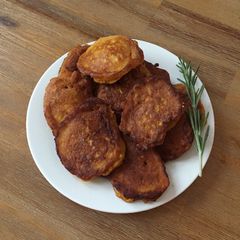 A picture of Pumpkin Fritters.