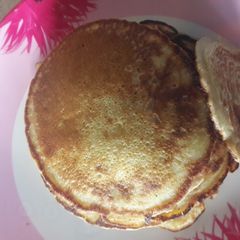 A picture of Fluffy banana pancakes.
