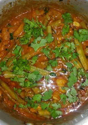 ગવાર નું શાક (Gavar Shak Recipe In Gujarati) રેસીપી મુખ્ય ફોટો