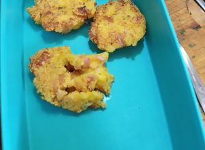 Una foto de Milanesas de sobras con polenta y lo que encontré
