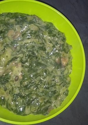 A picture of Creamed spinach.