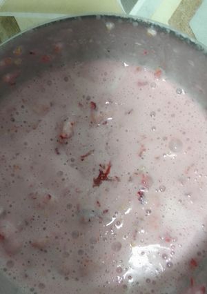 Una foto de Postre de avena y fresas sin azúcar