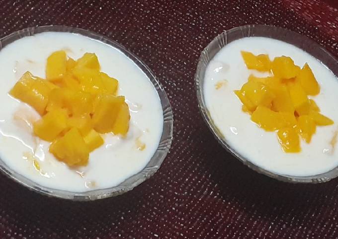 Curd mango delight dessert