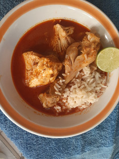 Una foto de Birria de pollo
