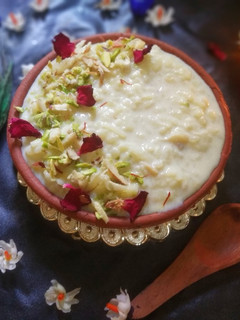 દૂધ પૌવા (Doodh poha recipe in Gujarati) રેસીપી મુખ્ય ફોટો