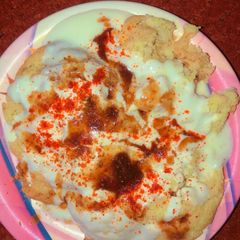 A picture of Dahi Vada.