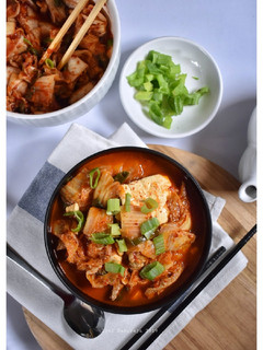 Foto resep Kimchi Jjigae (Sup Kimchi Korea)
