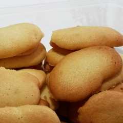 รูปของ Putih Telur Milk Cookies