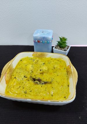 A picture of Reshmi chicken.