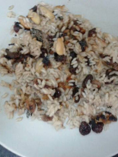 Una foto de Arroz frito con frutos secos