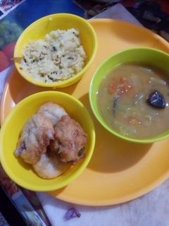 வெண் பொங்கல்,வடை செய்முறை முக்கிய புகைப்படம்