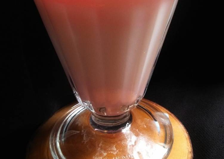 Puding Mix Strawberry Vanilla