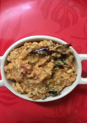 A picture of Coconut tomato chutney.