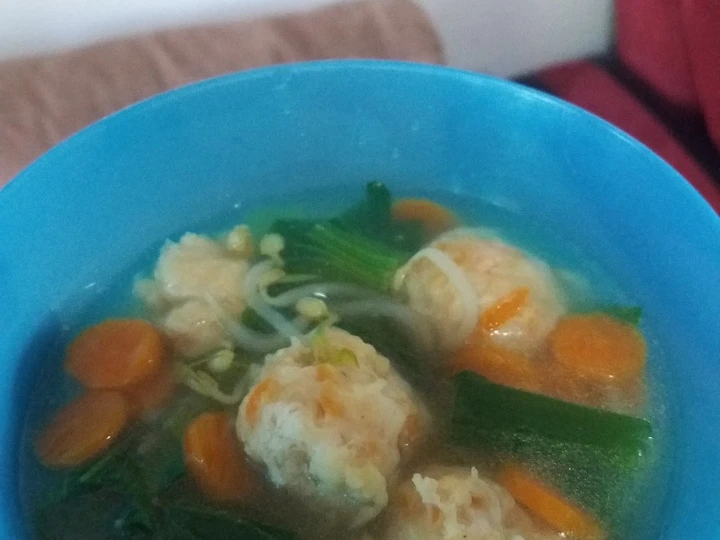 Cara Gampang Membikin Resep Sup bakso ayam udang yang Uenak Anti Ribet, Bisa Manjain Lidah