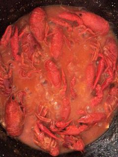 Una foto de Cangrejos de río en salsa 🦀