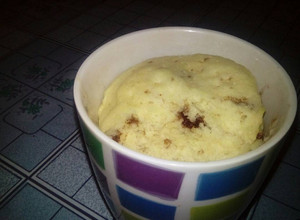 Una foto de Queque en taza en solo 3 minutos (en microondas)