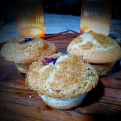 A picture of Vanilla Cream Blueberry Muffins.