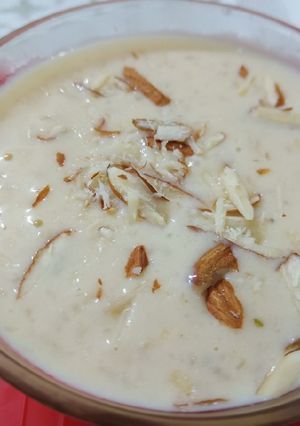 A picture of Liquid Gur Ki Rice Kheer.