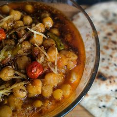 Lahori Chikar Cholay A picture of Lahori Chikar Cholay.