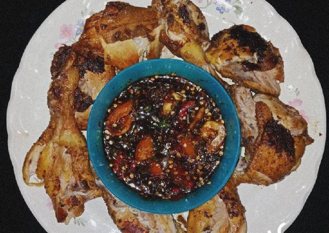 Ayam goreng sambal kecap