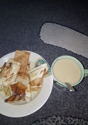 A picture of Akara sandwich.