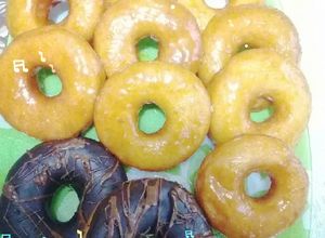 صورة لوصفة دوناتس بالمربي وشكولا 🍩