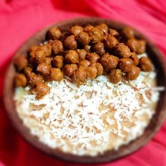 A picture of Halwa chana bhog parshad.
