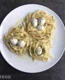Nidos con huevos