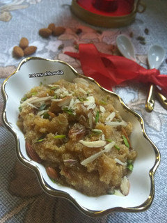 दही का हलवा (Dahi ka halwa recipe in hindi) रेसिपी मुख्य फोटो