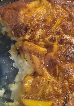 A picture of Peach Cobbler.