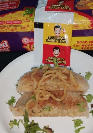 A picture of Maggi sandwhich.