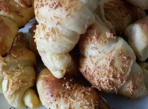 Foto resep Croissant Cheese (Roti Keju ala ala)