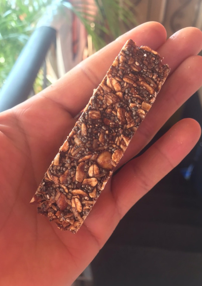 Una foto de Barras de avena y almendra