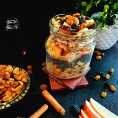 A picture of Honey Coated Walnut Overnight Oats.