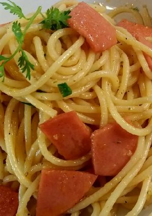 รูปของ 🍝สปาเกตตี้โบโลน่าเนยกระเทียม🍝