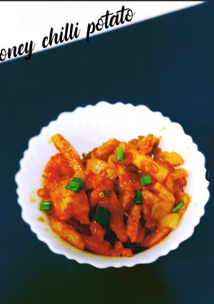 A picture of Honey chilli potatoes.
