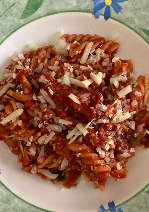 Foto di Fusilli con sugo di pomodoro 🍅 e melanzane 🍆