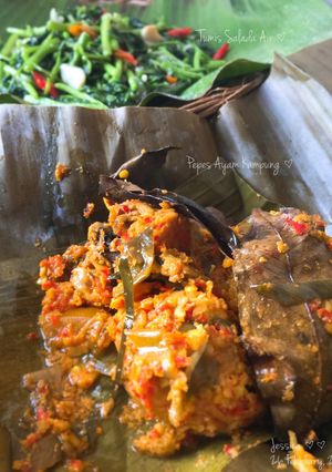 Foto resep Pepes ayam bumbu kuning
