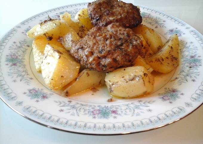 Roasted Oven Hamburgers with Lemon and Oregano Potatoes